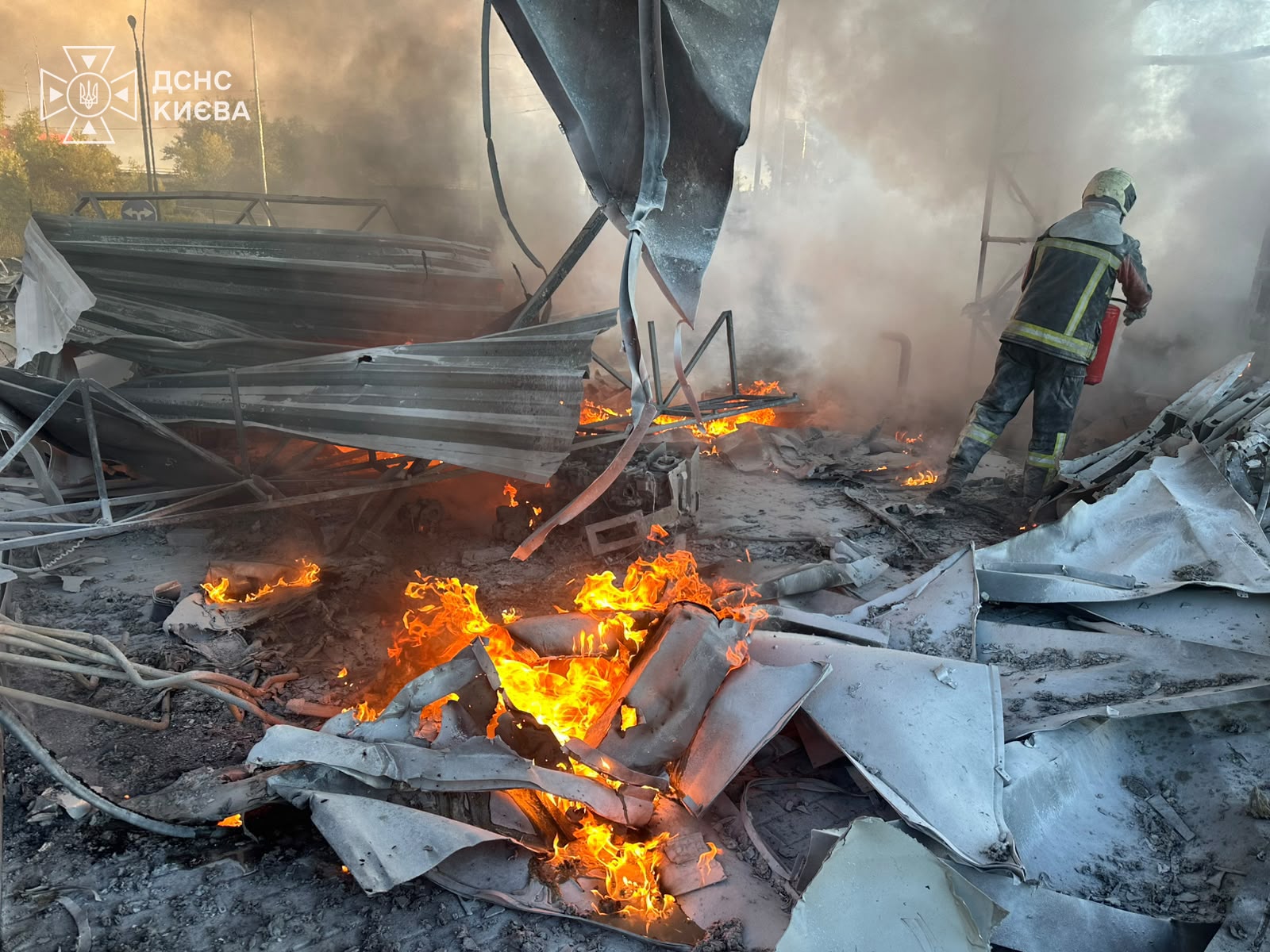Russia heavily strikes Kyiv, killing one and hitting gas stations, businesses, and store